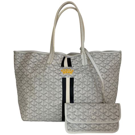 goyard bag royal crown|goyard bags catalogue.